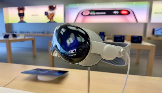 Boost Your Business Events with Apple VR Rental 